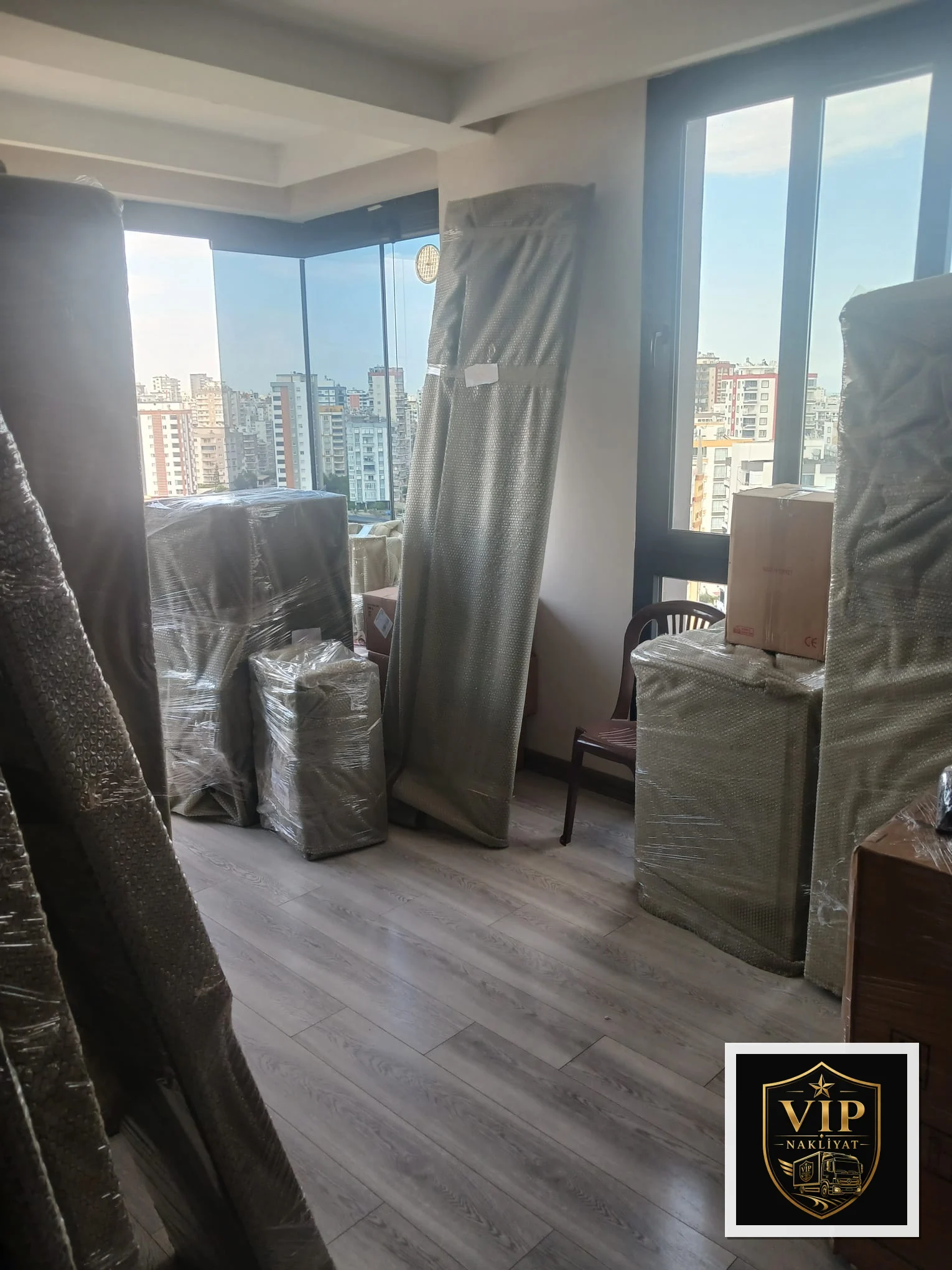 Mersin ofis nakliyat için düzenli şekilde hazırlanan taşınacak eşyalar