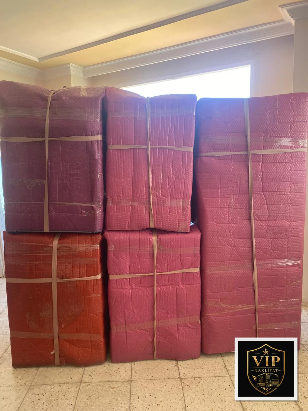Mersin şehirler arası nakliyat için uzun yola hazır korumalı paketlenmiş ev eşyaları